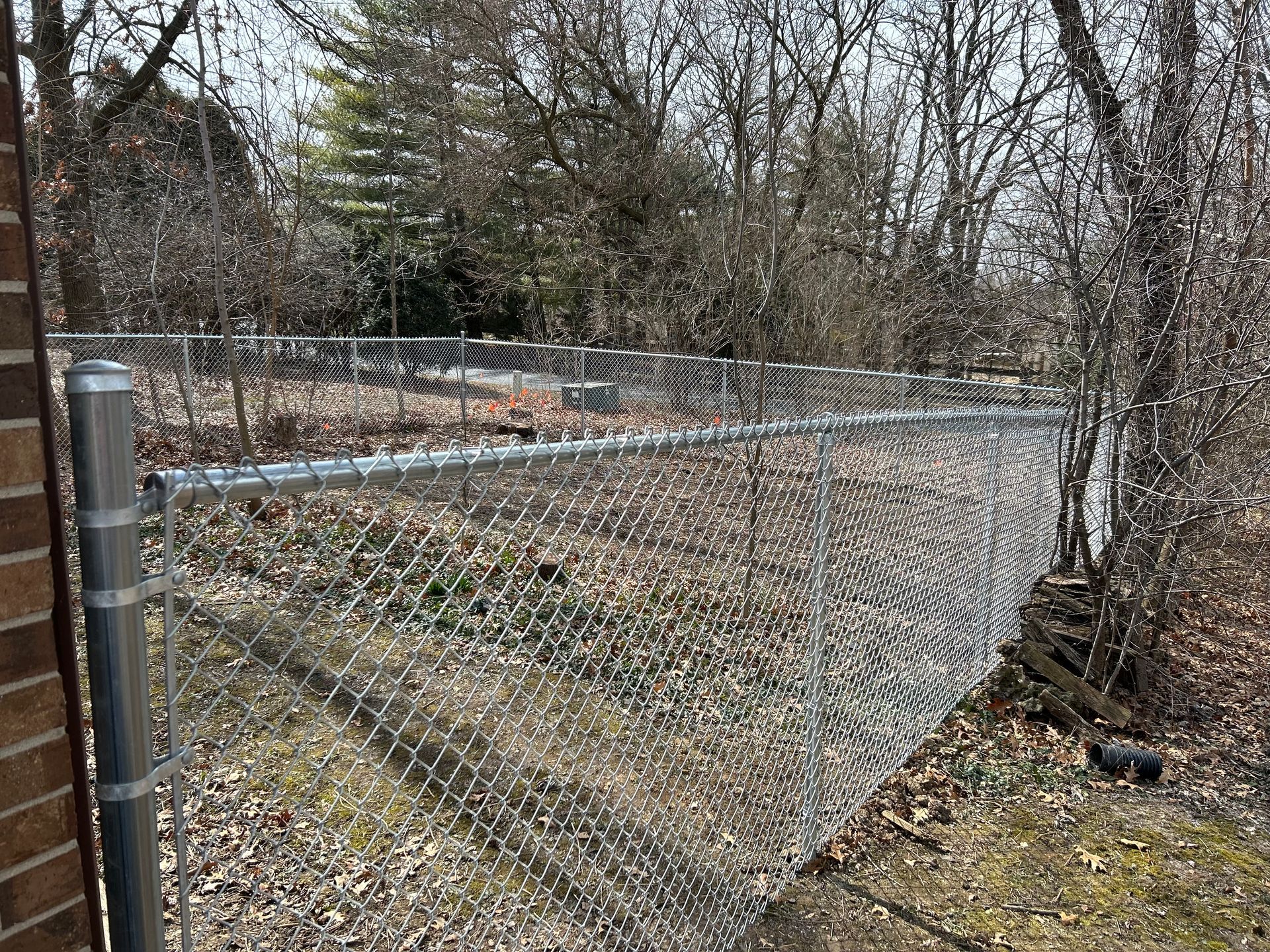chain link fence installation Illinois