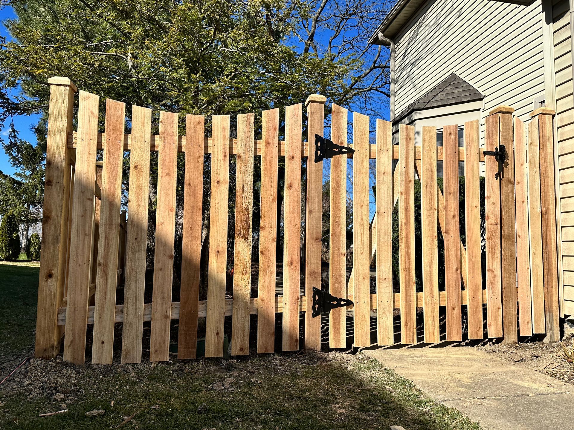 cedar fence company illinois