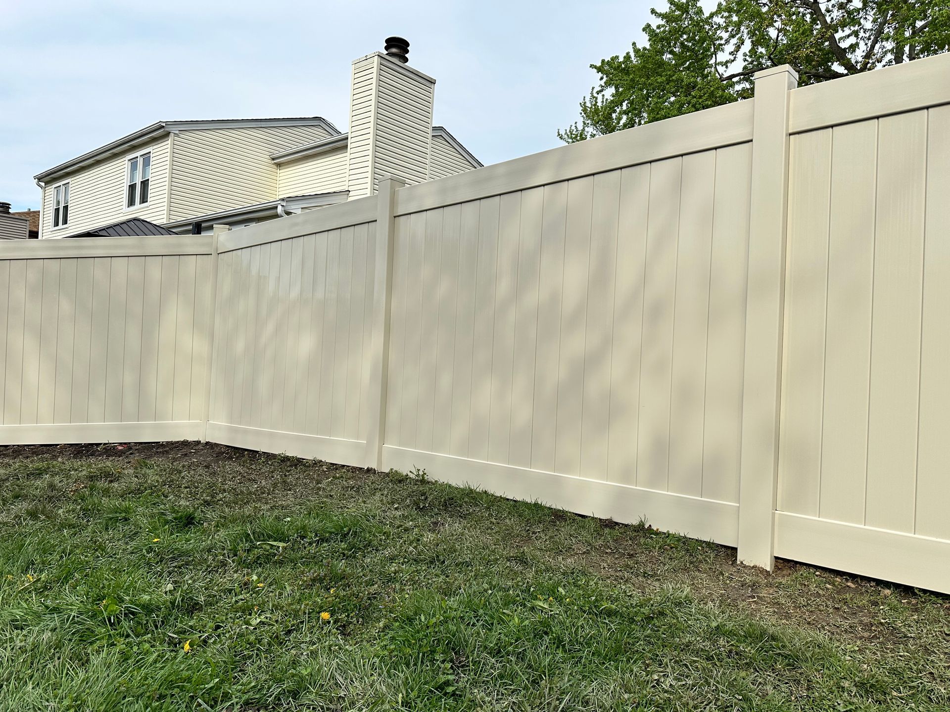 vinyl fence installation Illinois