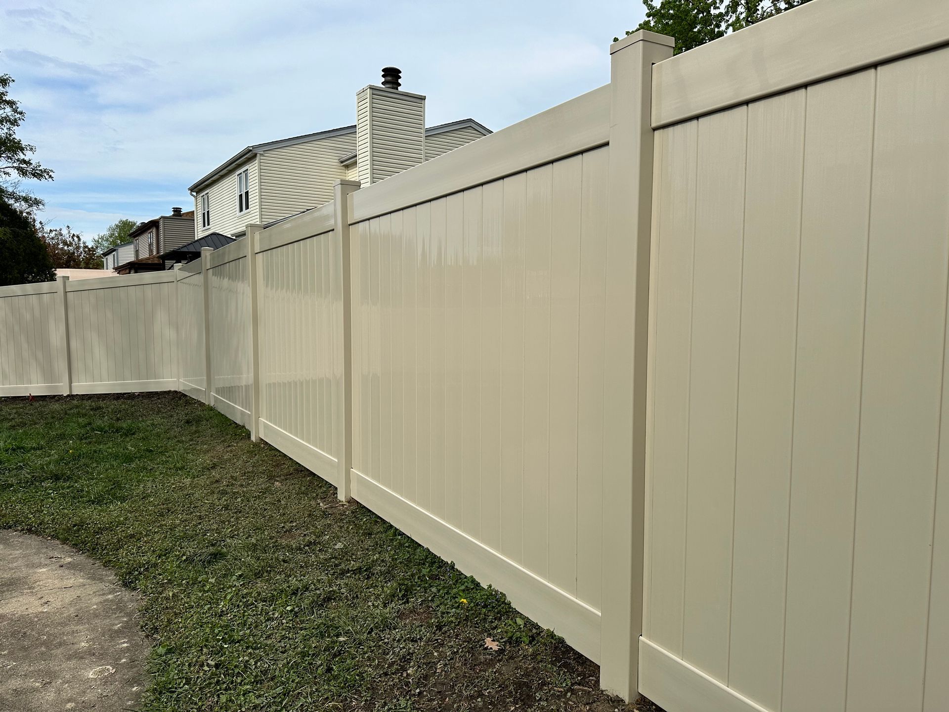 vinyl fence installation Illinois