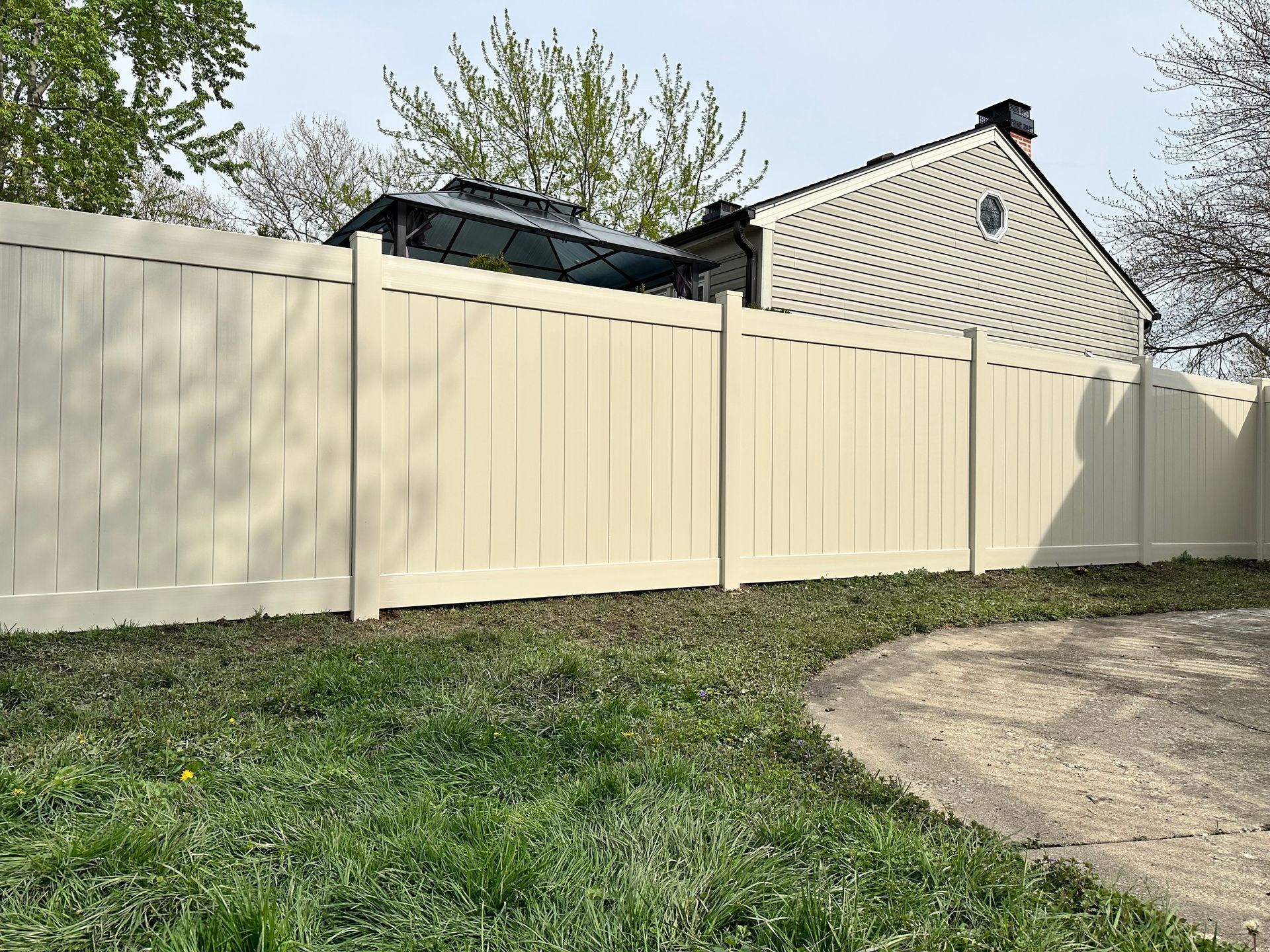 vinyl fence installation Illinois