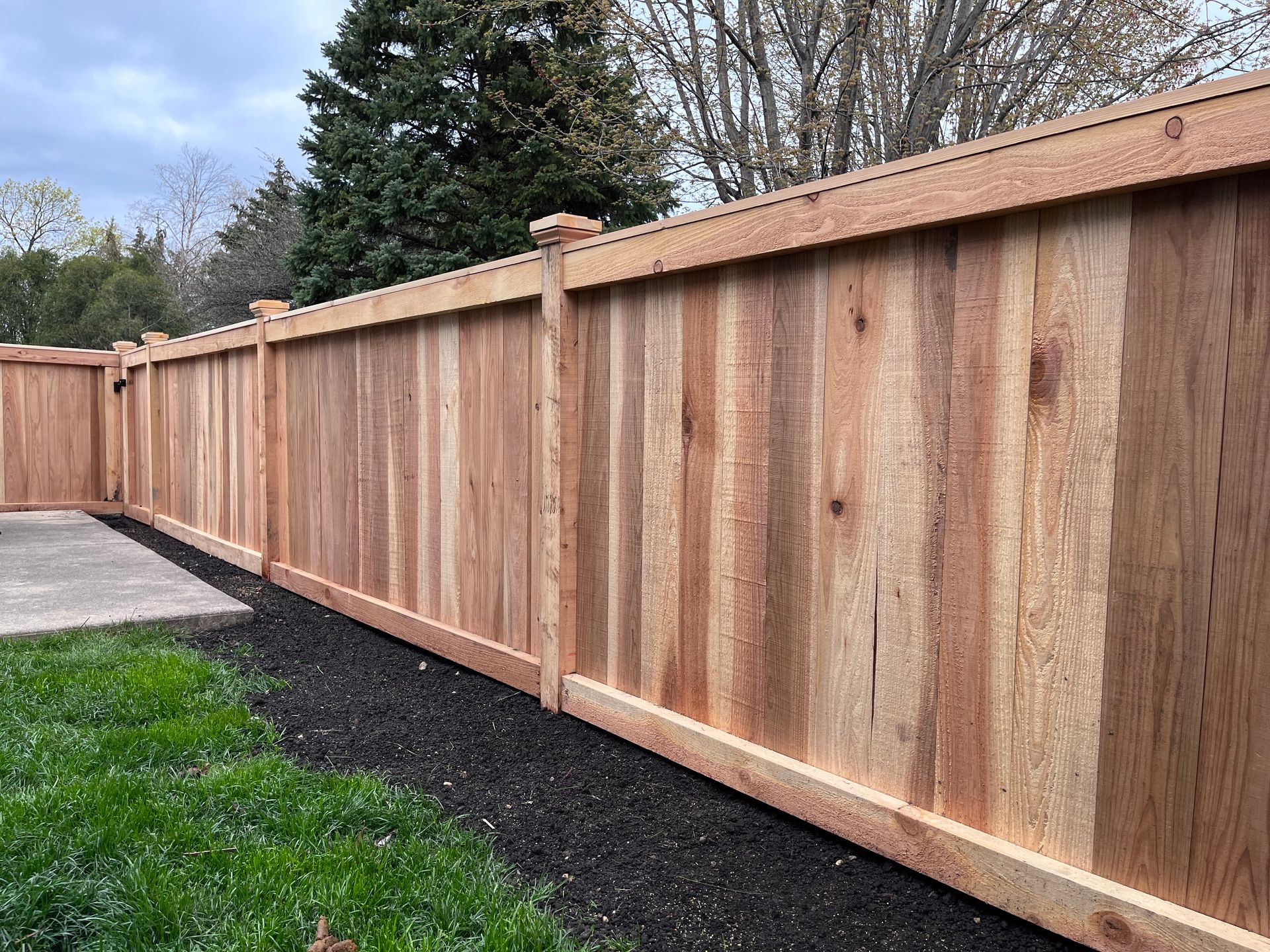 cedar fence company illinois