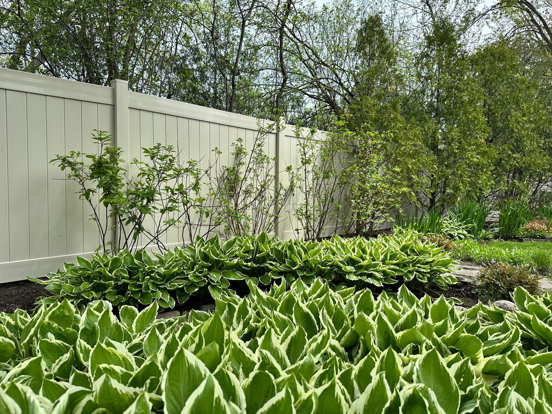 vinyl fence installation Illinois