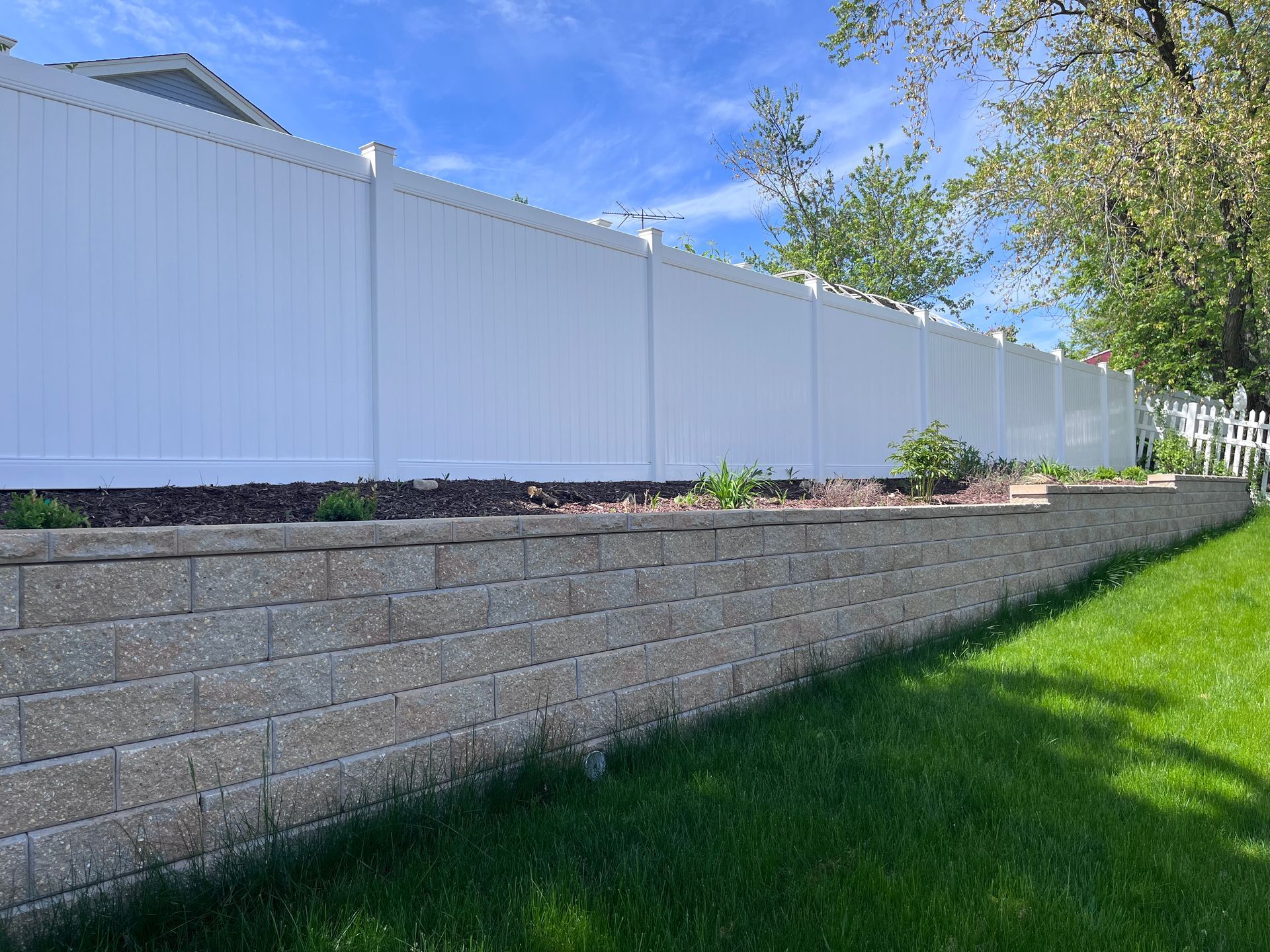 vinyl fence installation illinois