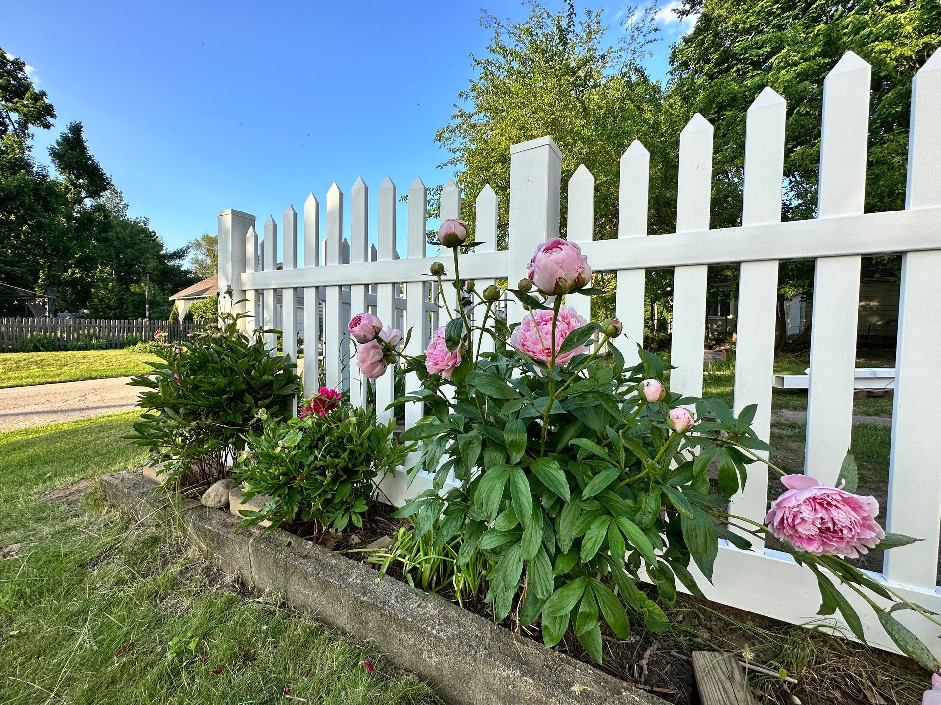 vinyl fence company illinois