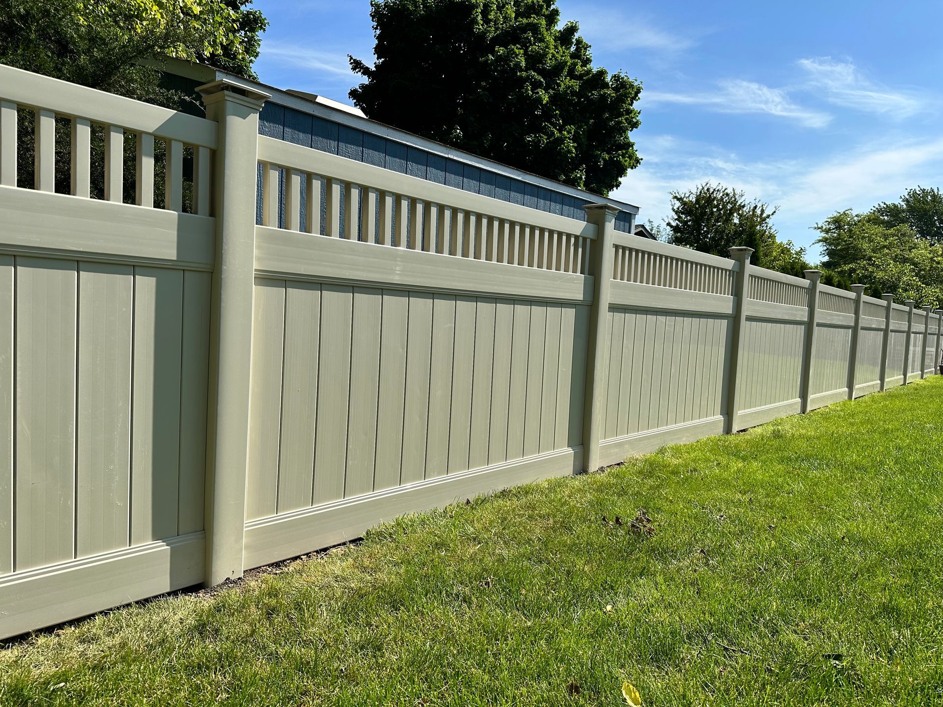 vinyl fence company illinois