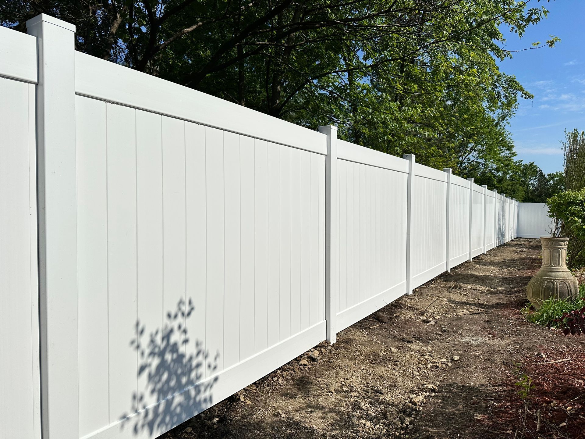 vinyl fence installation Illinois