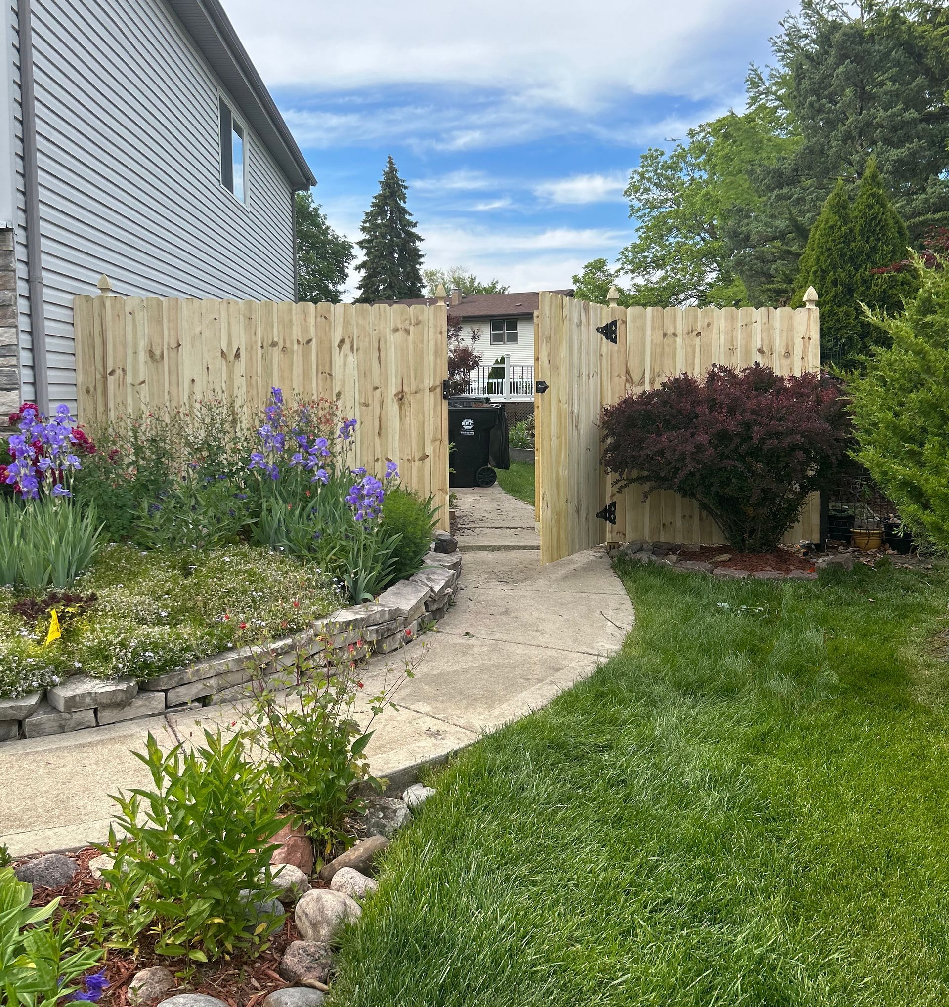 pressure treated pine fence installation illinois