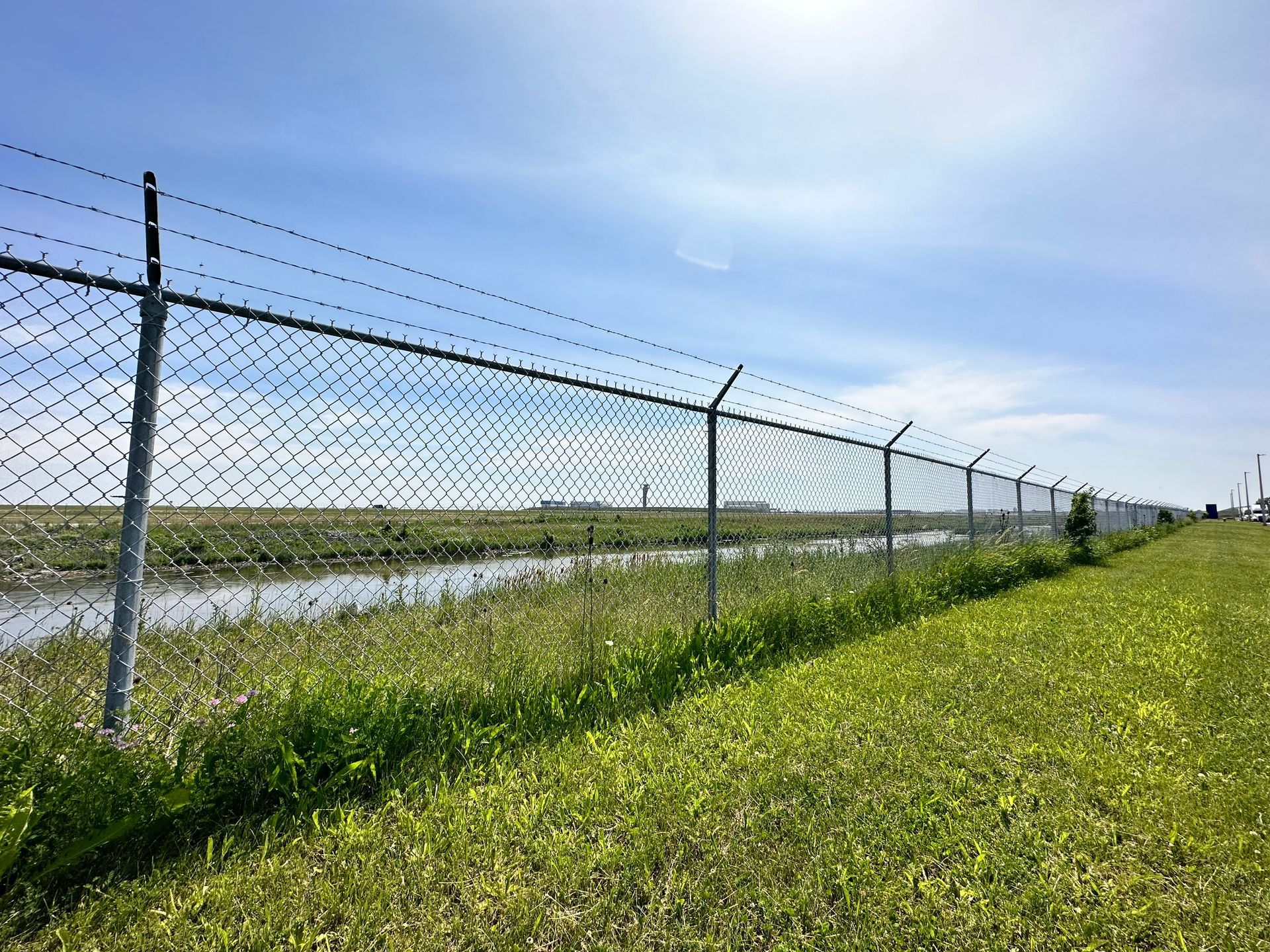 commercial fence installation Illinois