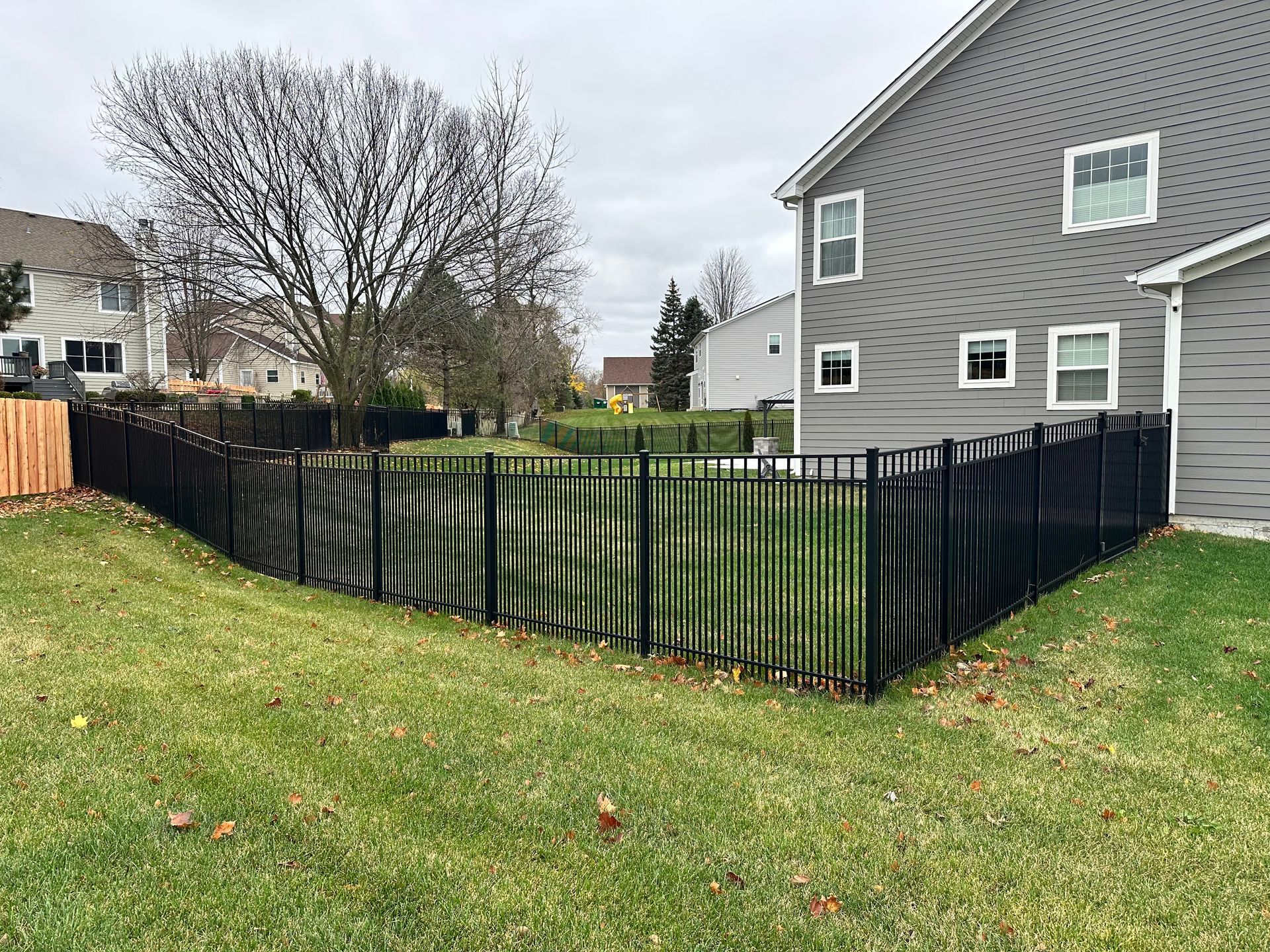 aluminum fence installation Illinois