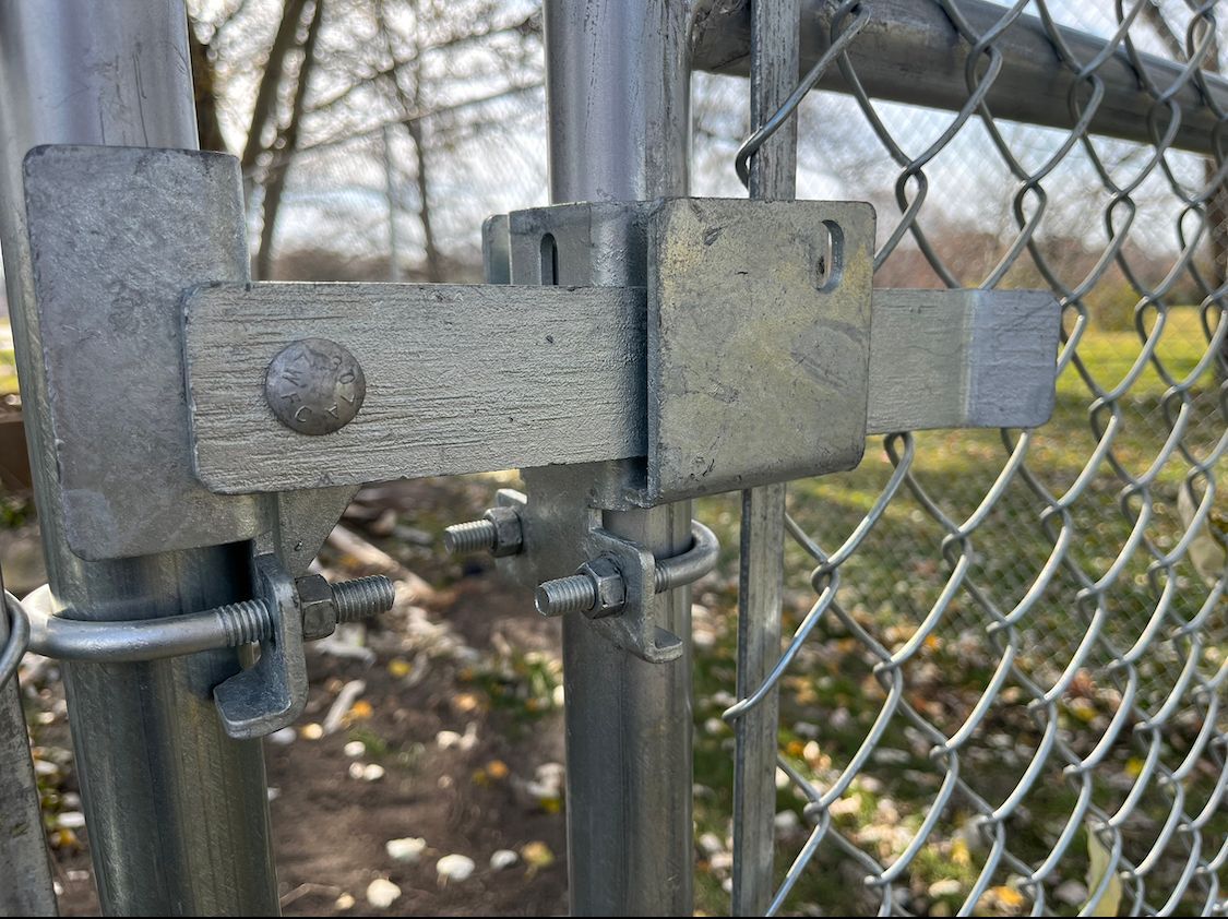 commercial gates illinois