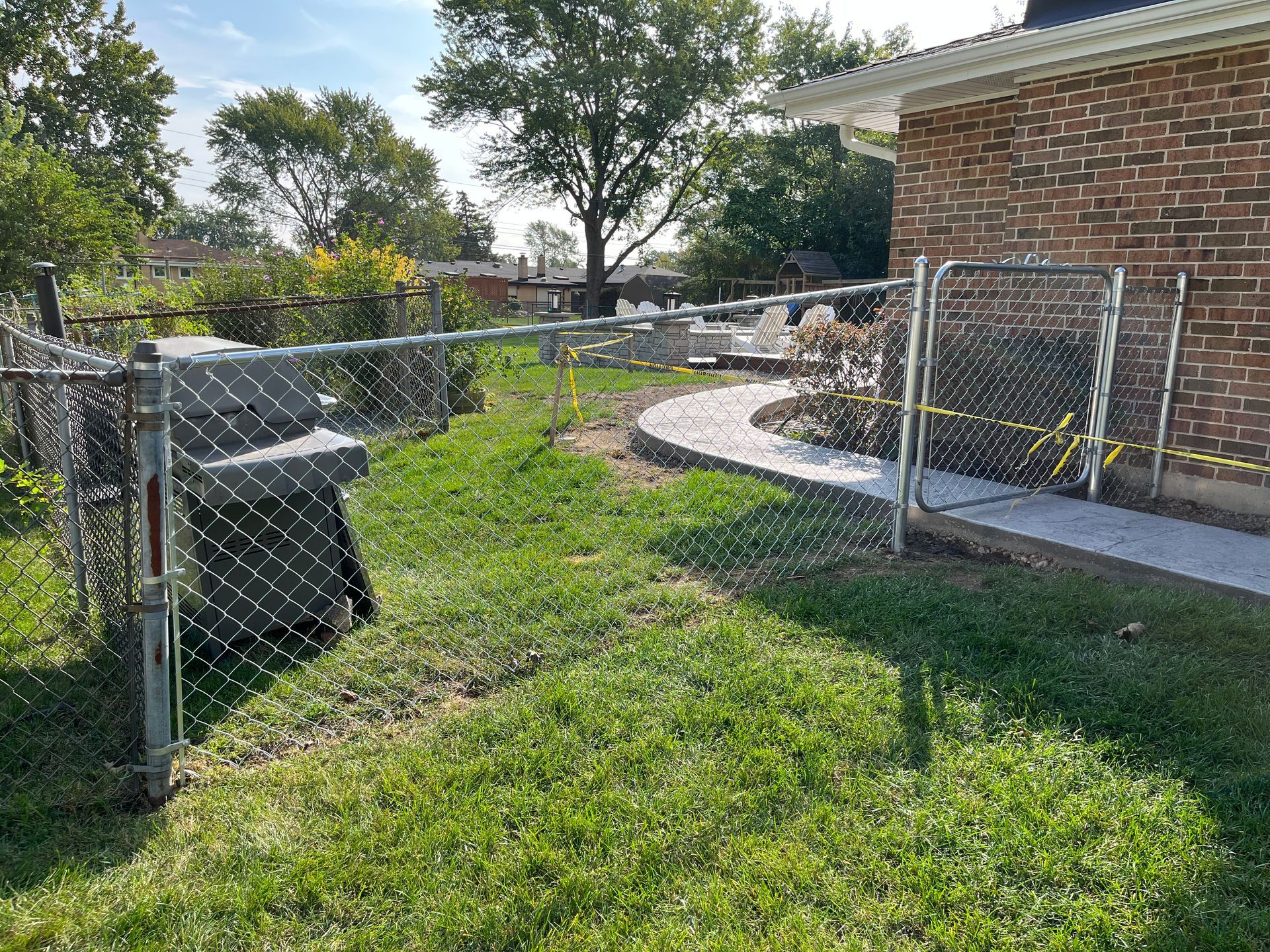 chain link fence installation Illinois