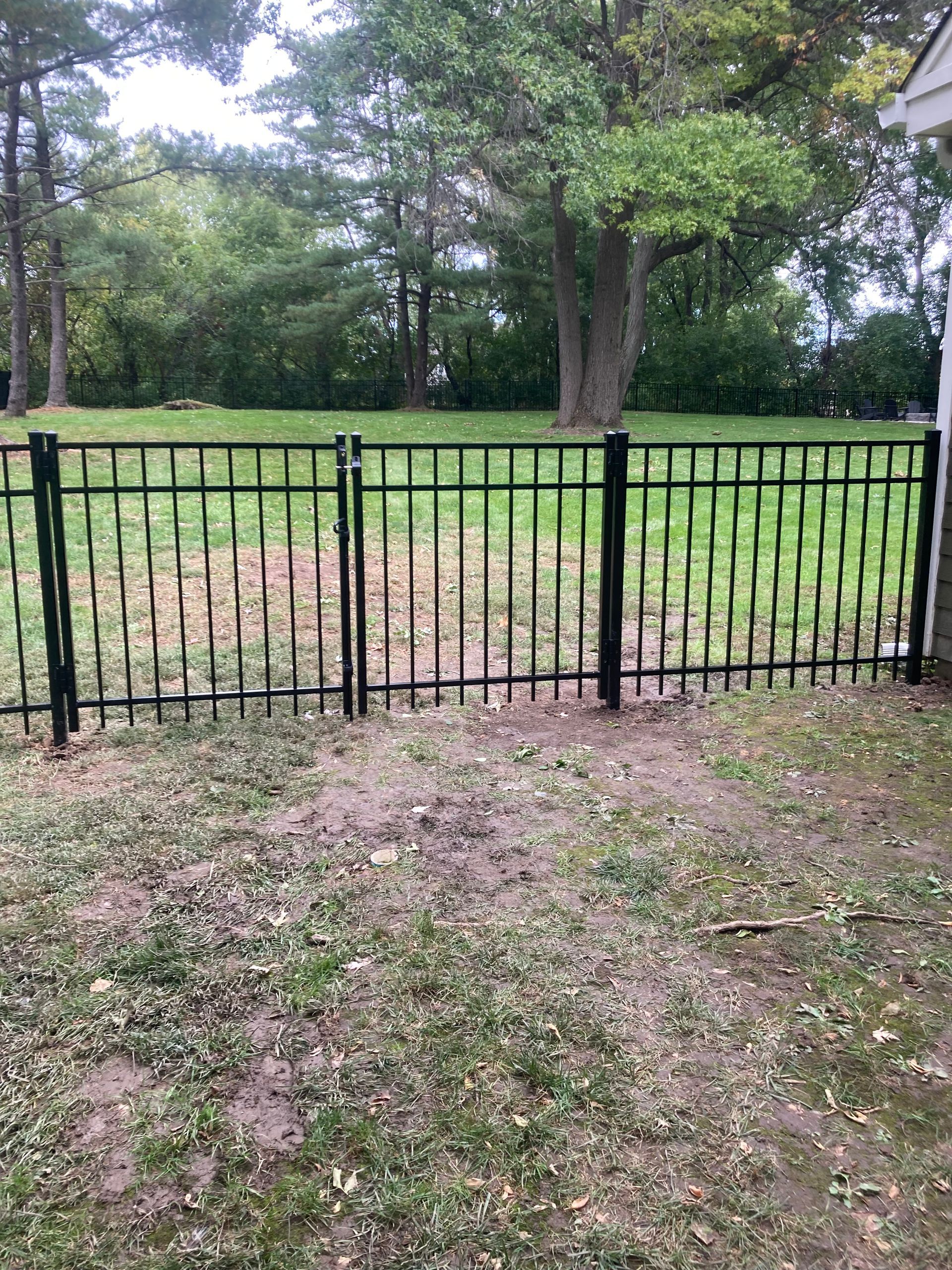 aluminum fence installation illinois