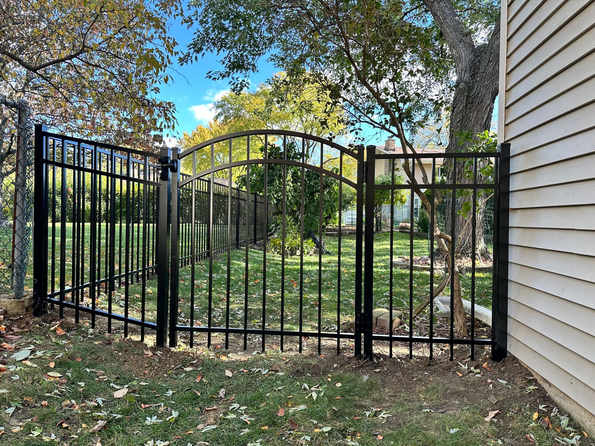 aluminum fence installation Illinois