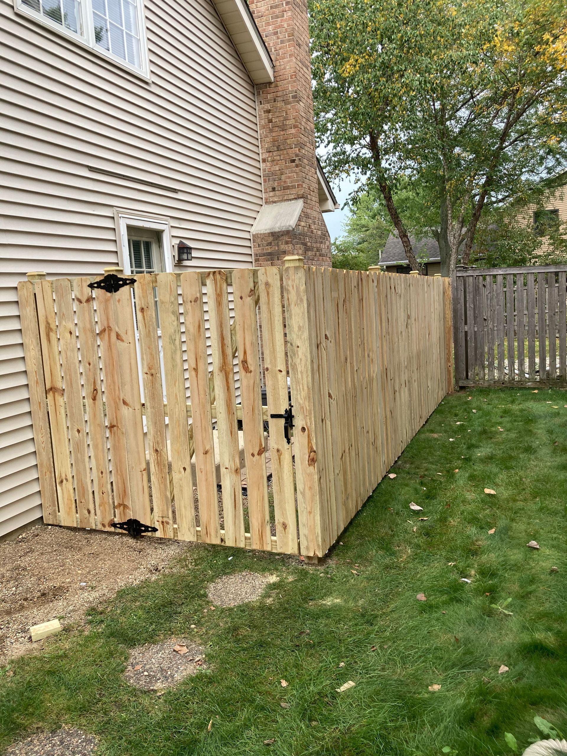pressure treated pine fence installation illinois