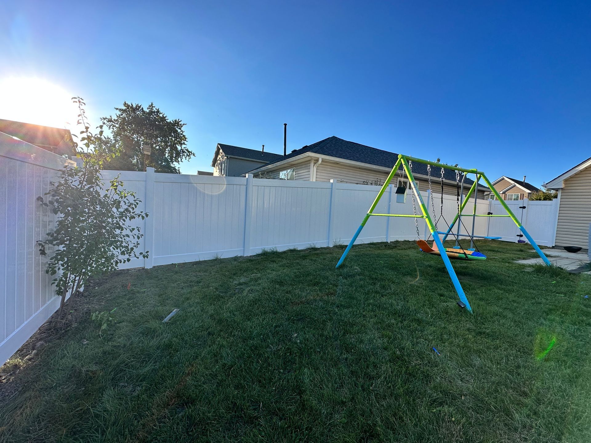 vinyl fence installation Illinois