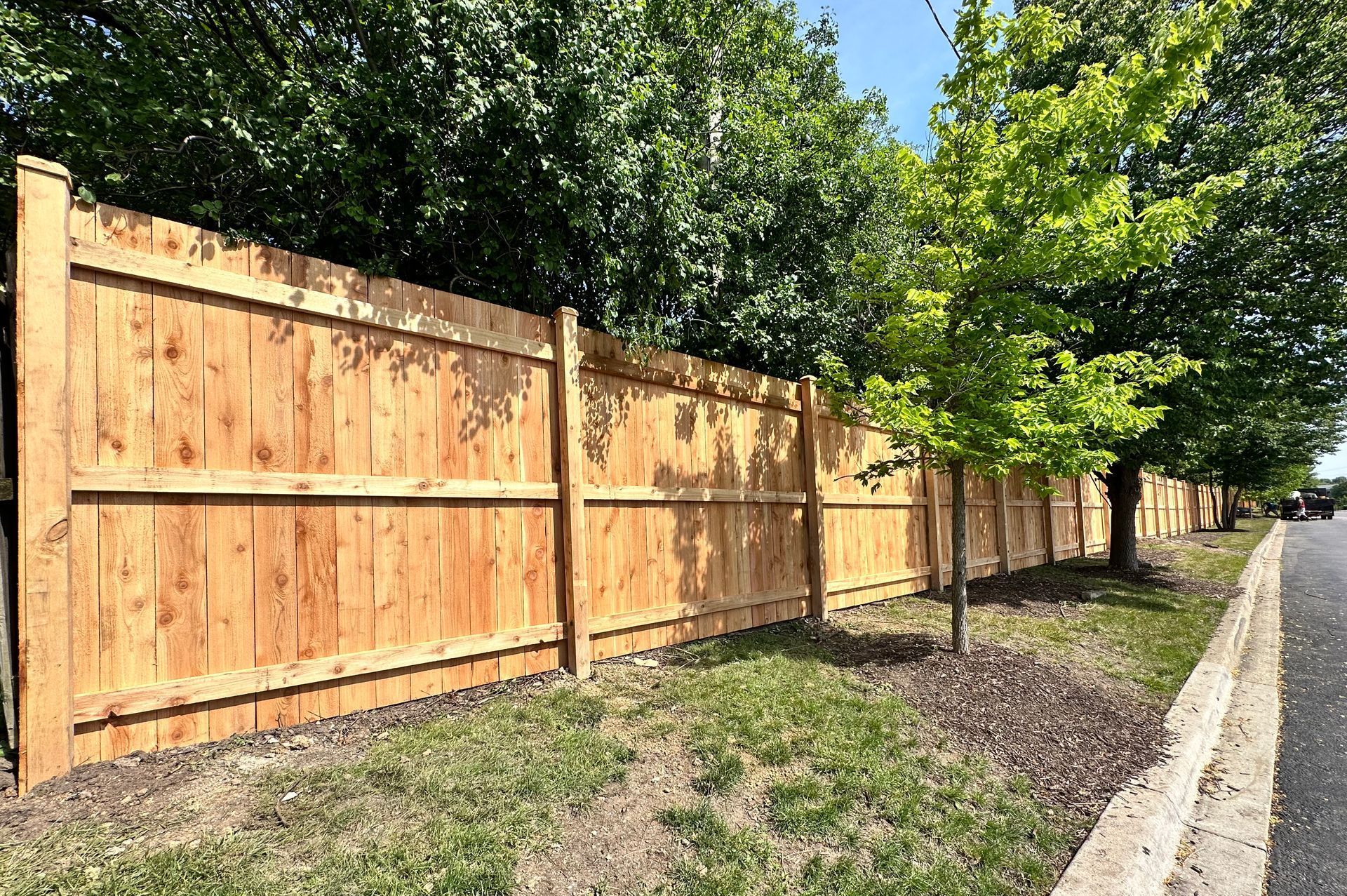 CEDAR FENCE INSTALLATION