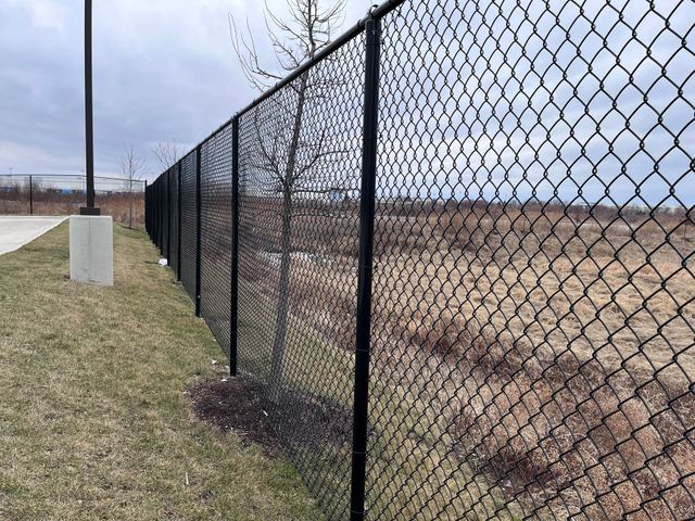 Commercial Chain Link Fence, Illinois Fencing Commercial Chain Link Fence, Illinois Fencing