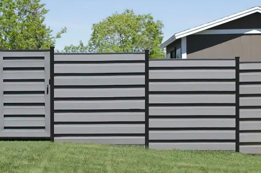 Composite fence installation Illinois