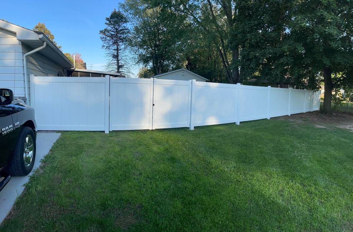 vinyl fence installation illinois