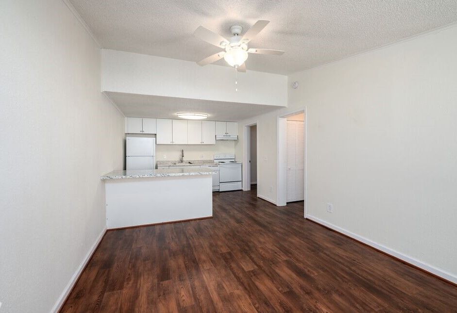 Photo of an open area as part of the living room