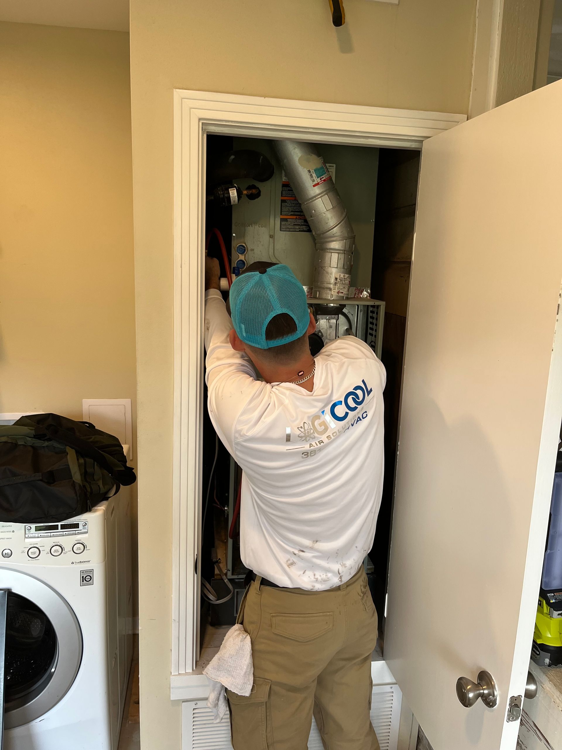 What Makes an HVAC Technician Worth the Price?