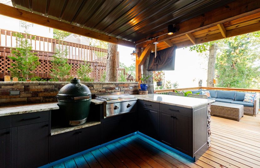 Large Outdoor Kitchen with A Green Egg on The Counter - Dock Solutions of Kentucky | Lexington, KY