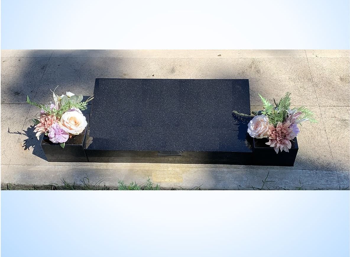 Sloper Monument with Flowers on Either Side — S.R. Horder Monumental Masons in Rutherford, NSW