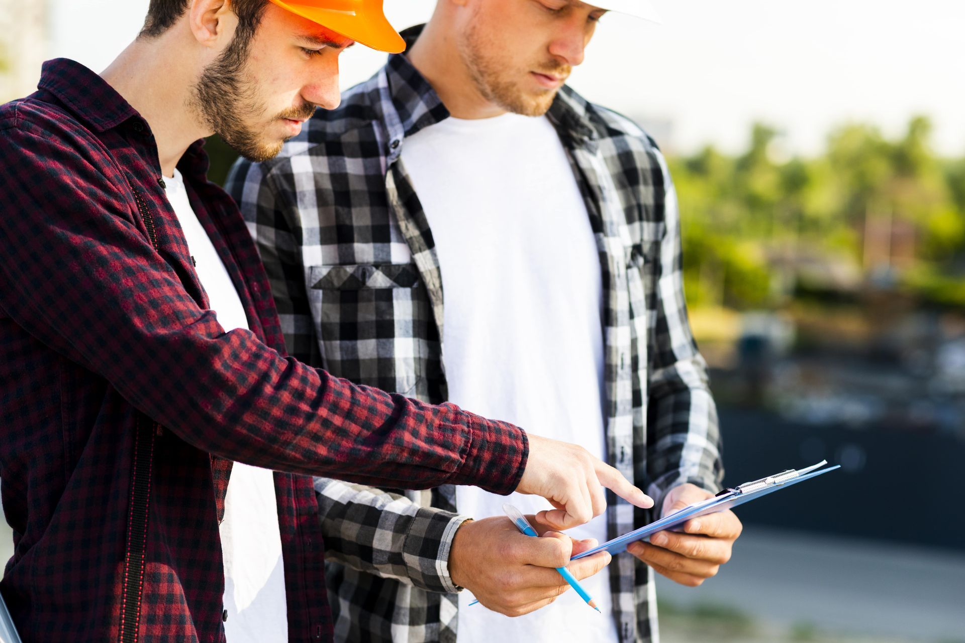 Cómo Obtener una Licencia de Contratista en Florida