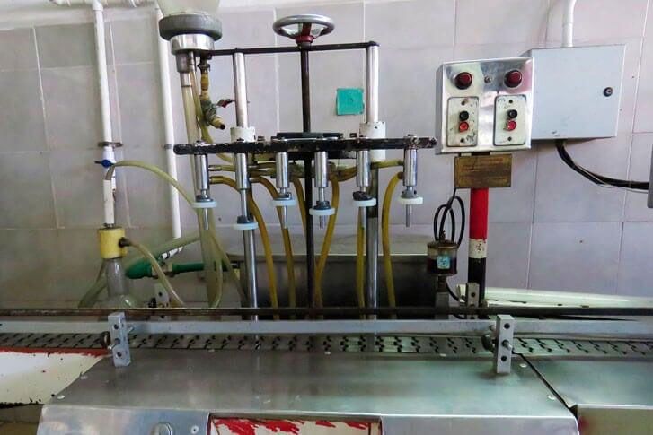 FÁBRICA DE VINOS Y LICORES LA FAMA