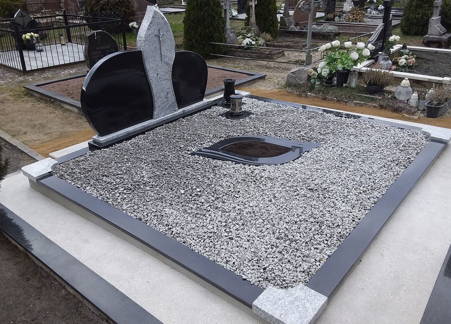 sutvarkytos kapavietės