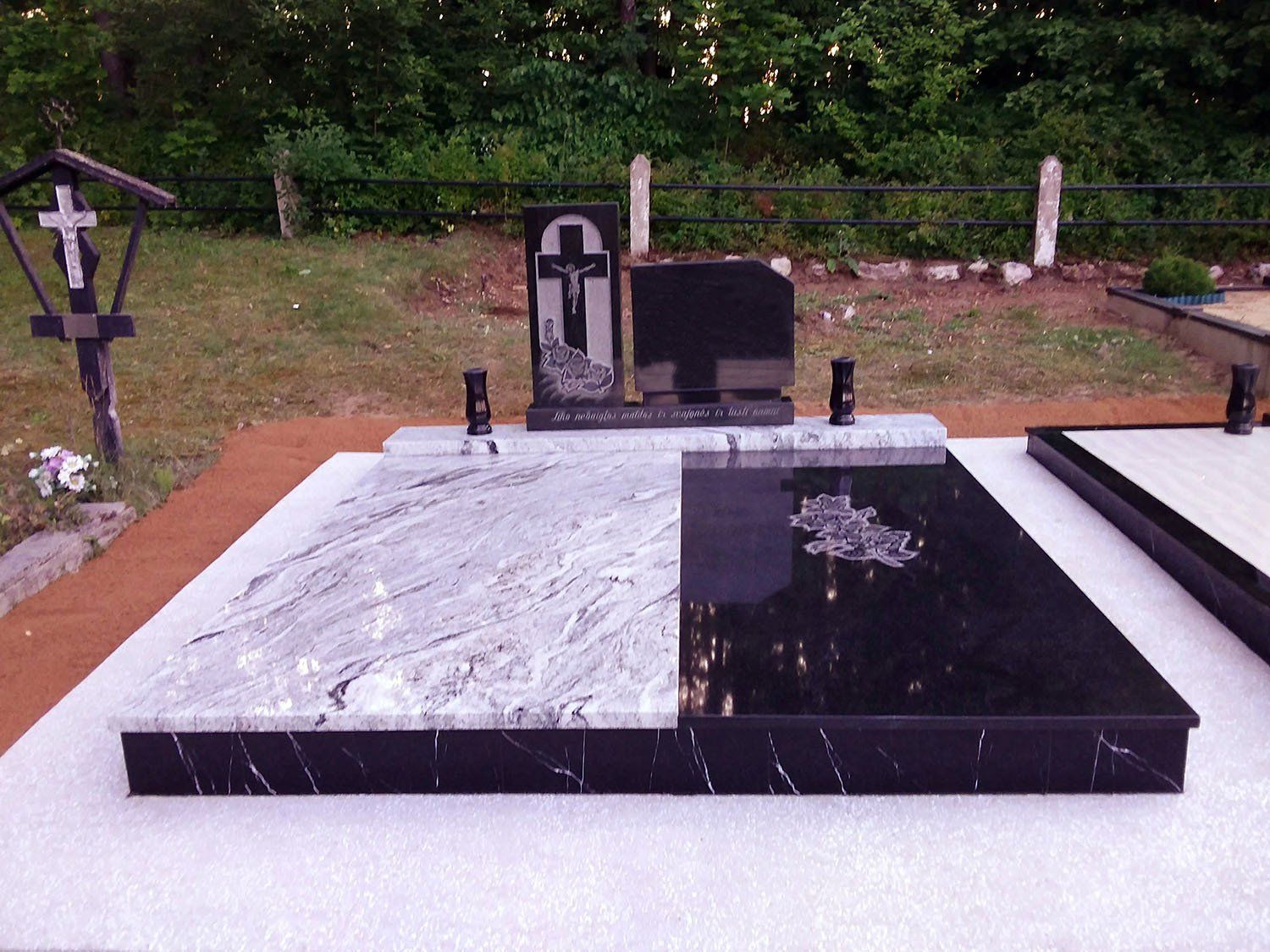 Kapavietė dengta akmens ploštėmis