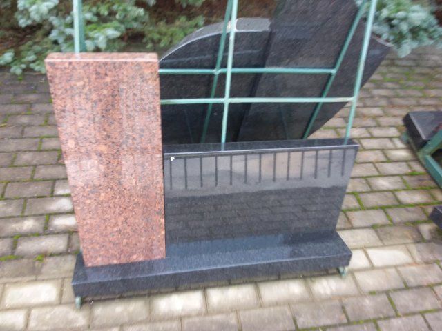 Dviejų dalių paminklas