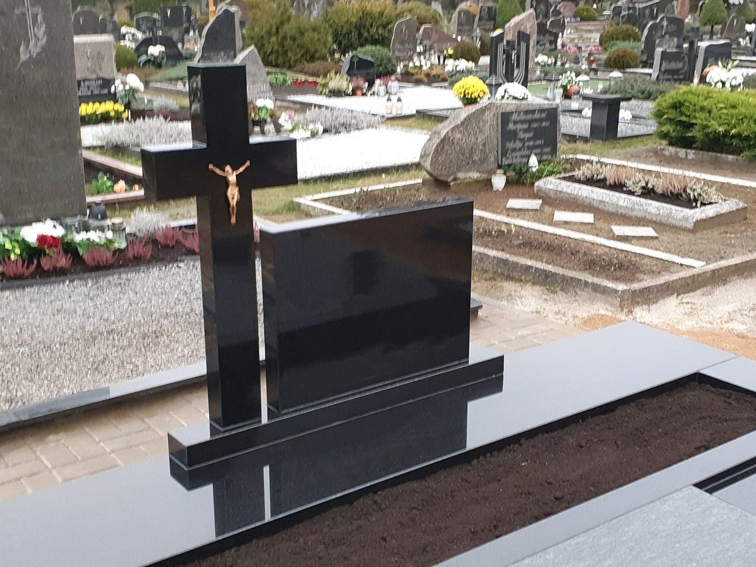 Dviejų dalių paminklas