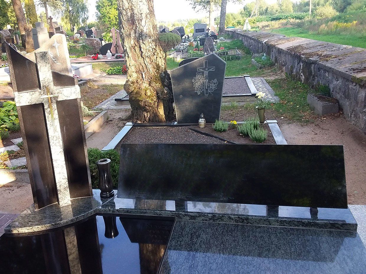 Dviejų dalių paminklas