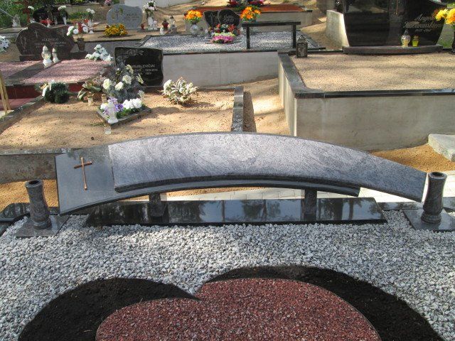 Dviejų dalių paminklas