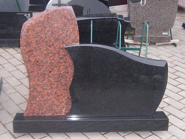 Dviejų dalių paminklai