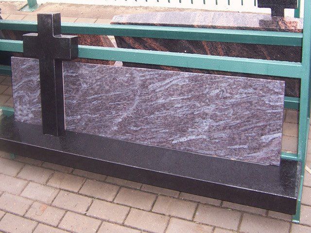 Dviejų dalių paminklai