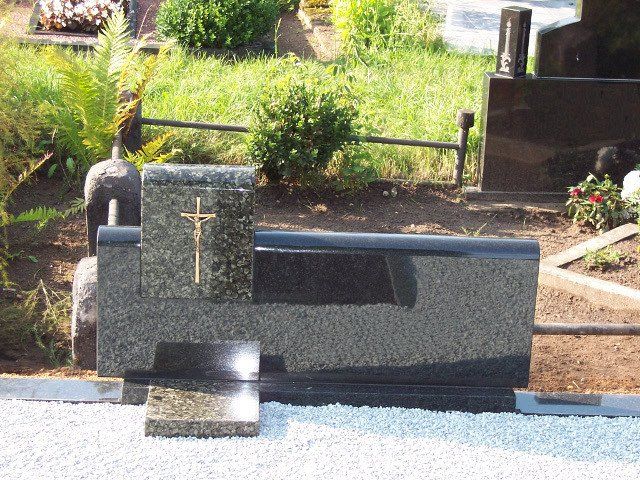 Dviejų dalių paminklas