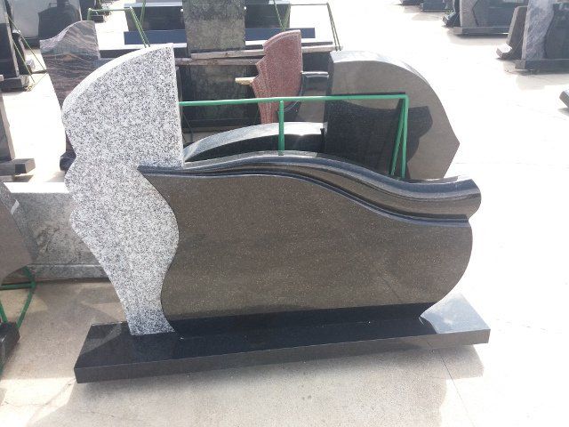 Dviejų dalių paminklas