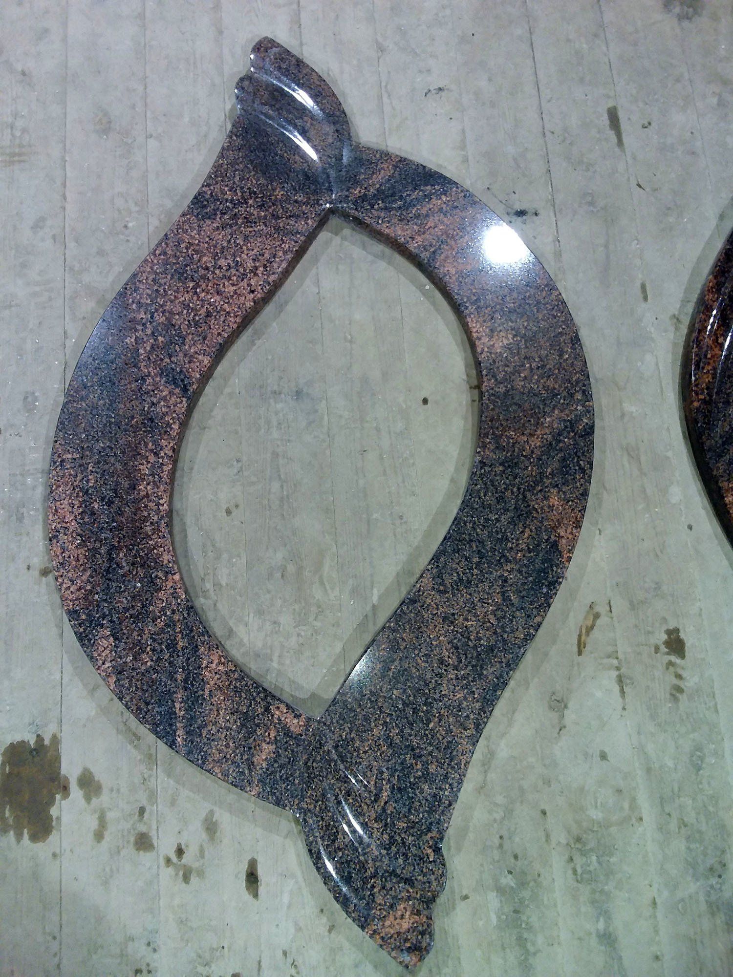 kapavietė su įrengtu gėlynu