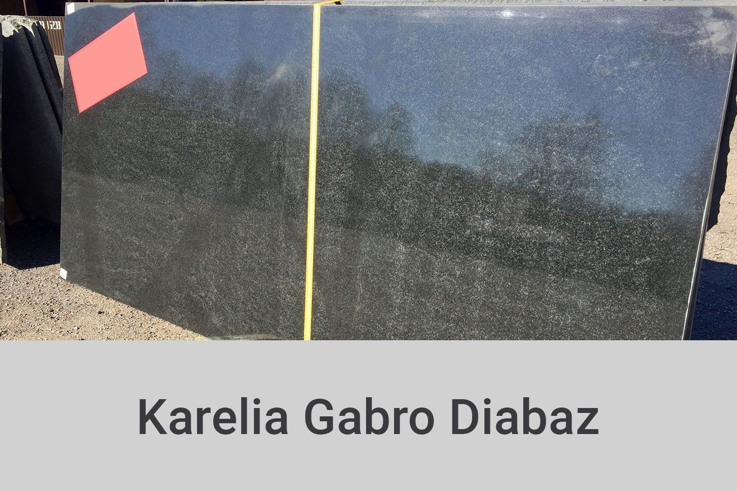 Granito plokštė kapaviečių dengimui