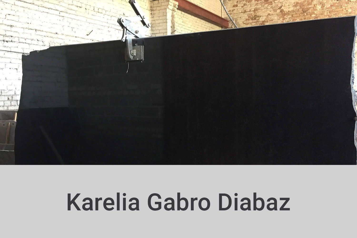 Granito plokštė kapaviečių dengimui