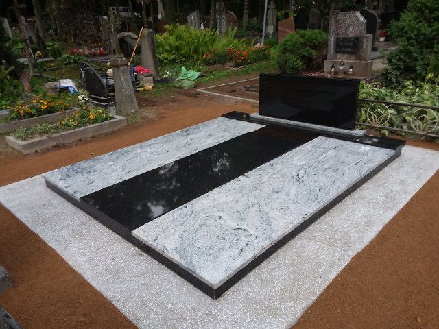 Kapavietė dengta akmens ploštėmis