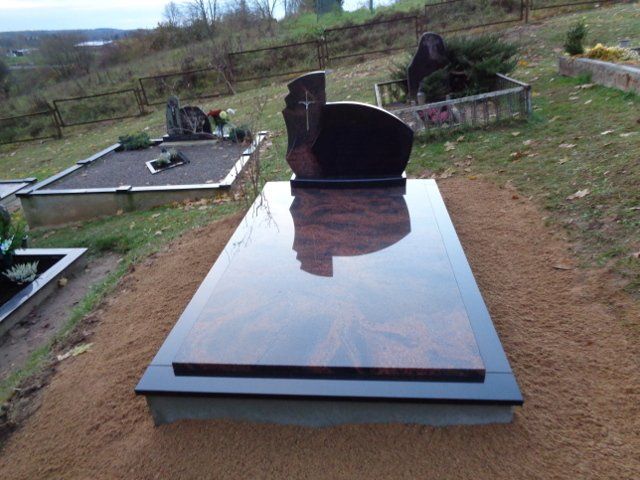 Kapavietė dengta akmens ploštėmis