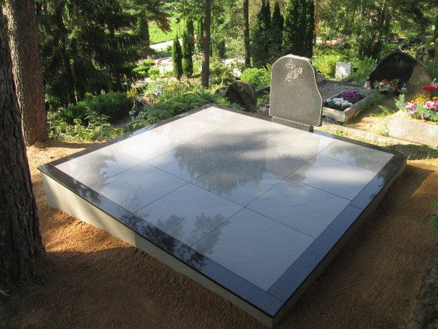 Kapavietė dengta plytelėmis