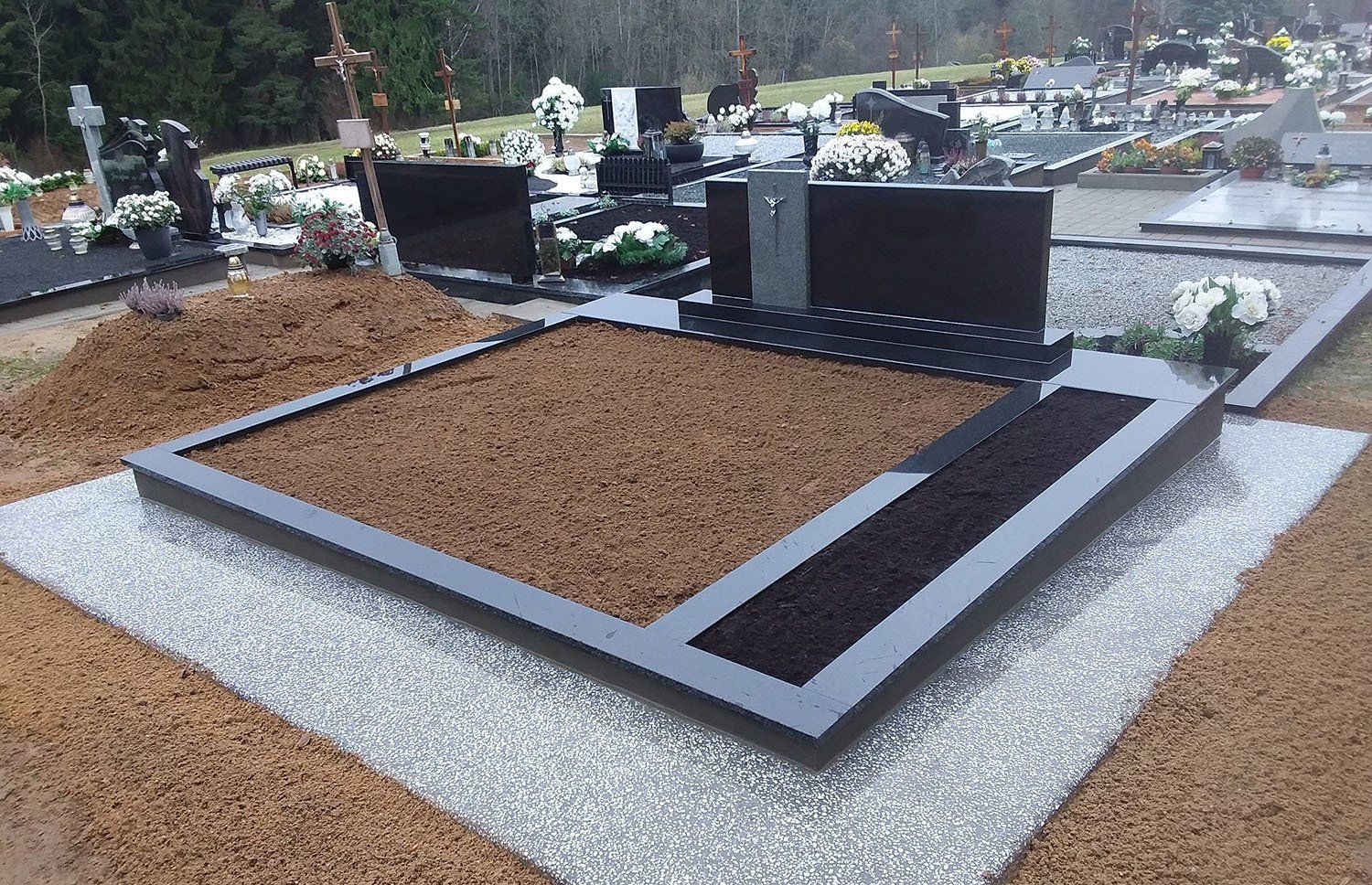 sutvarkytos kapavietės