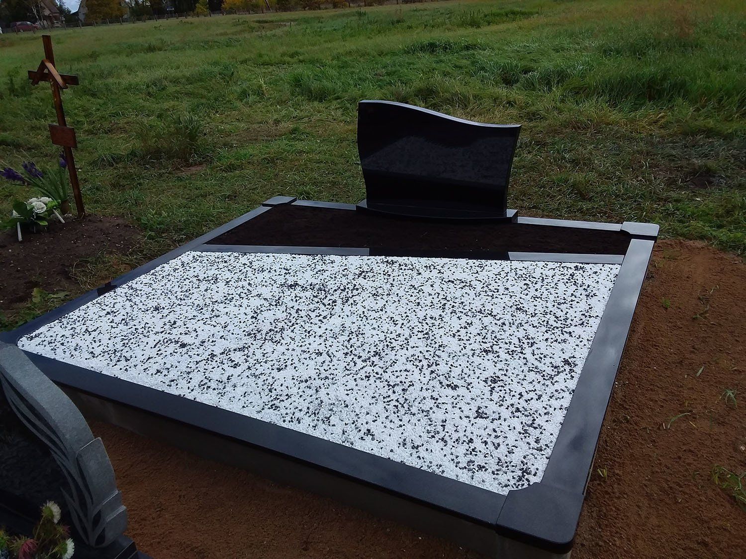 sutvarkytos kapavietės