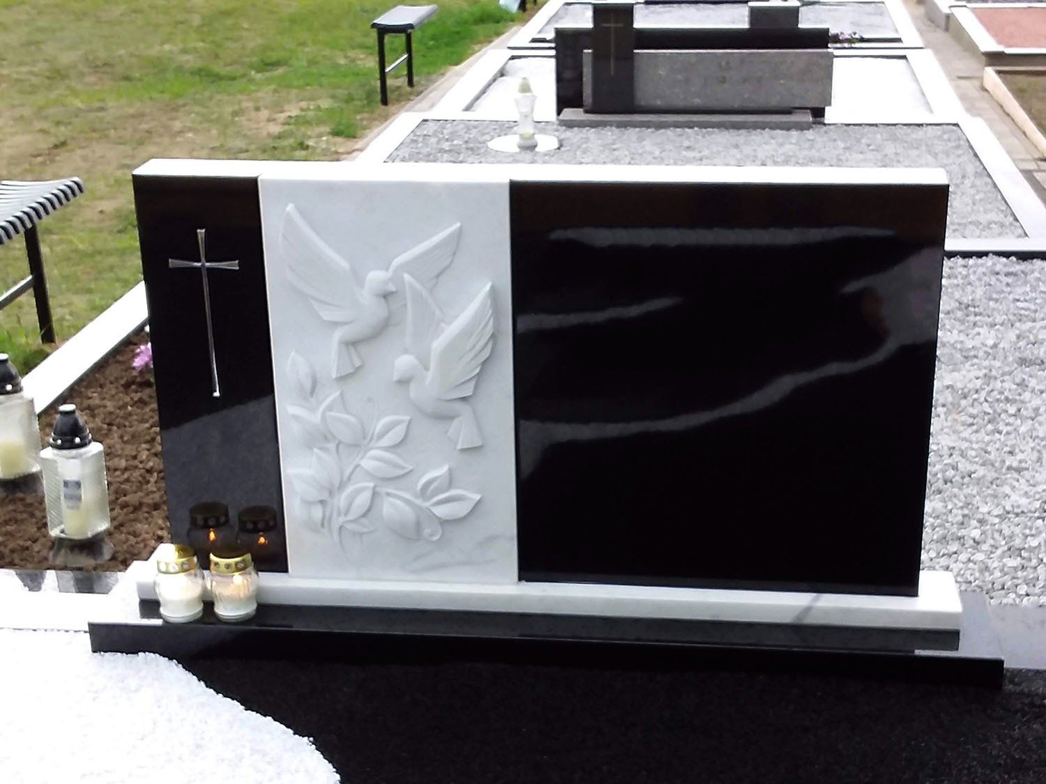 Dviejų dalių paminklas