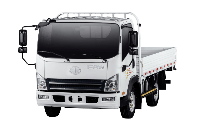 Un camión blanco con plataforma plana está sobre un fondo blanco.